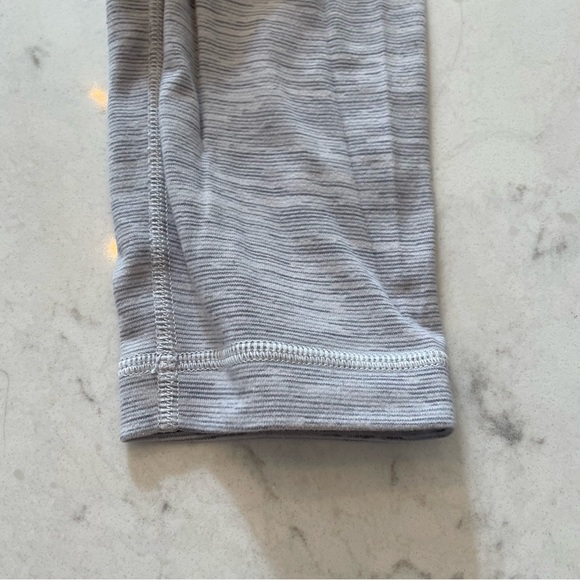 Lululemon Wonder Under Hi-Rise 7/8 Legging 25” in Multi-Grey Size 6 - Picture 4 of 10